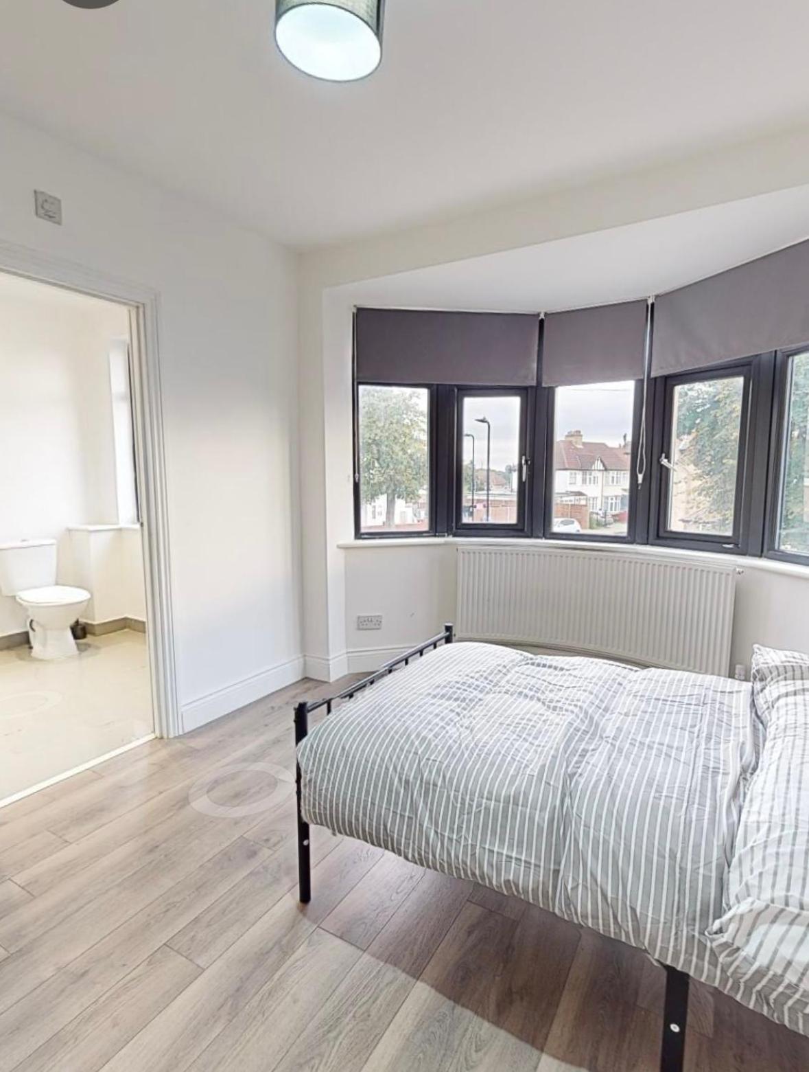 Sudbury Heights Guest House Harrow on the Hill المظهر الخارجي الصورة